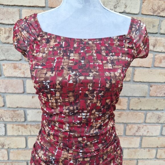 Wrapper Red and Brown Patterned Blouse - Picture 2 of 5
